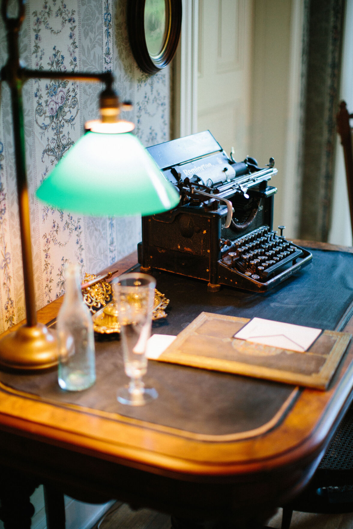 Black Point: Table Scene